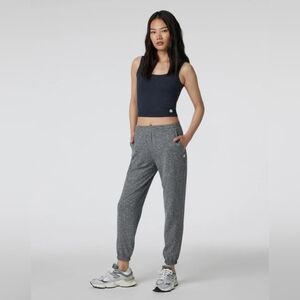 Vouri woman jogger pants size m